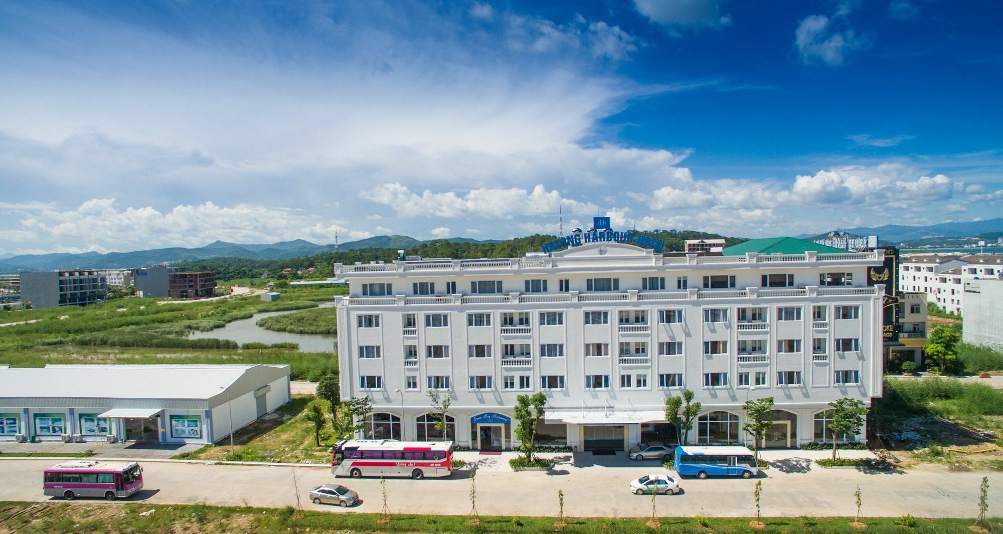 Halong Harbour Hotel Ha Long Bagian luar foto